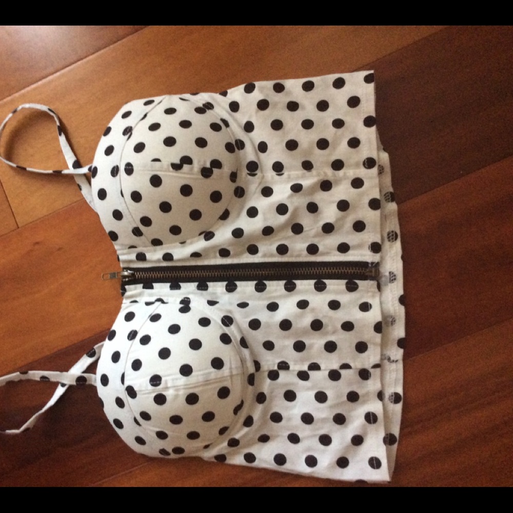 Black and white Polka dots crop top